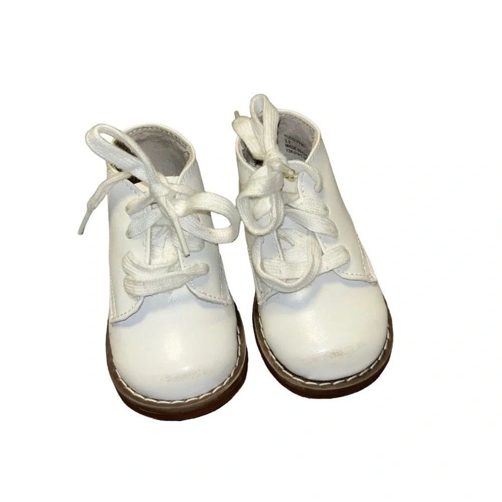 Footmates todd white leather baby walker shoes steppers booties size 3.5 wide